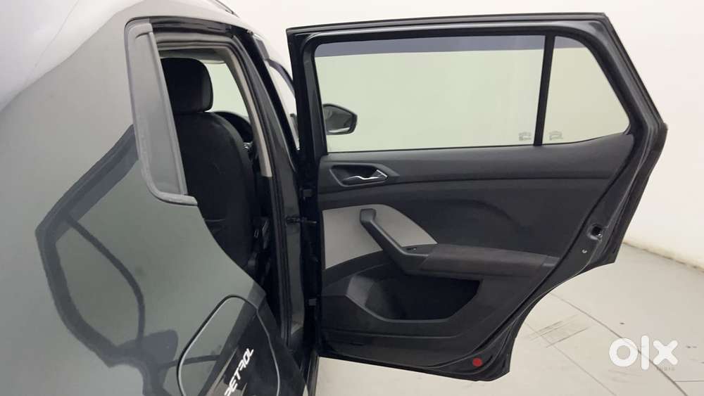 Skoda Kushaq 1.0 Tsi Ambition At, 2022, Petrol