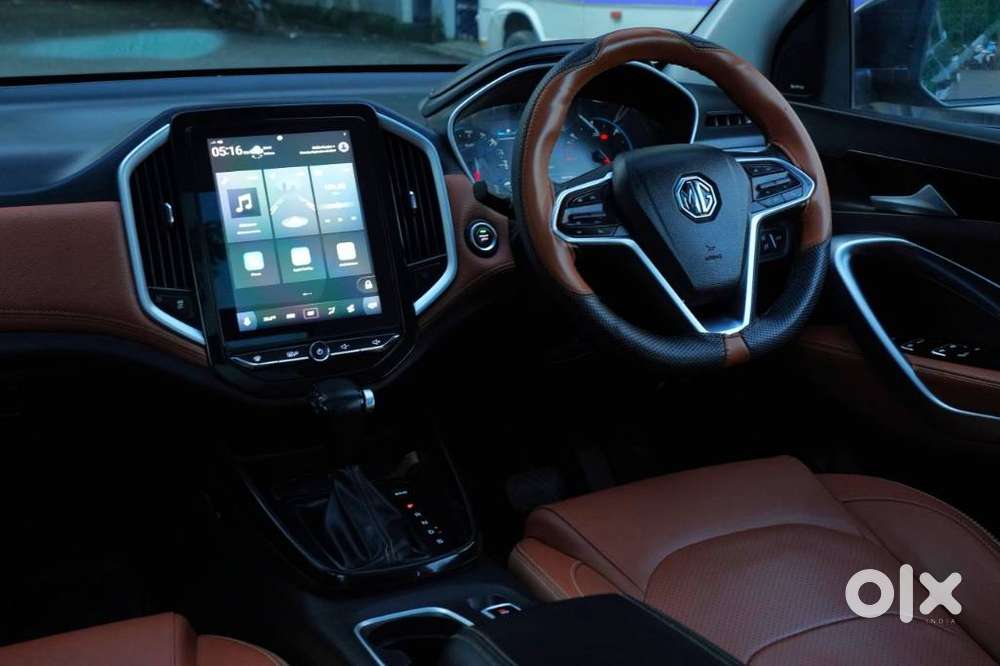 Mg Hector Plus 1.5 Sharp Turbo Cvt 6 Str, 2021, Petrol