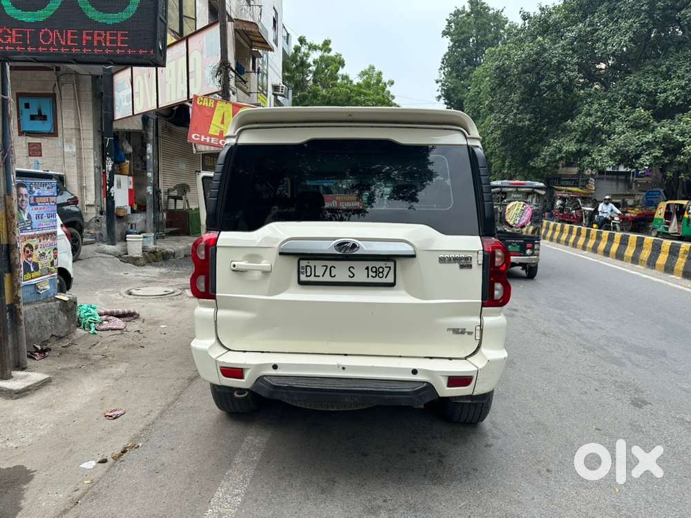 Mahindra Scorpio Classic 2021