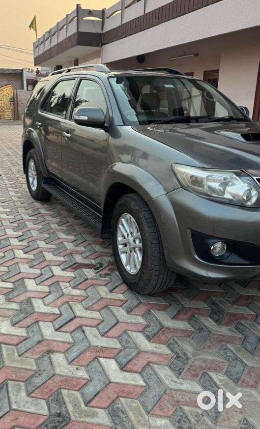 Toyota Fortuner Diesel 2013 Model