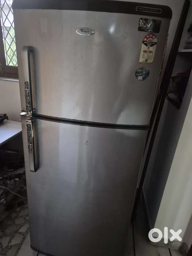 405 L whirlpool fridge