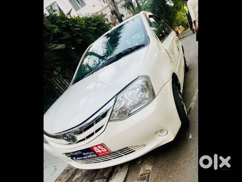 Toyota Etios Liva G Exclusive, 2012, Petrol