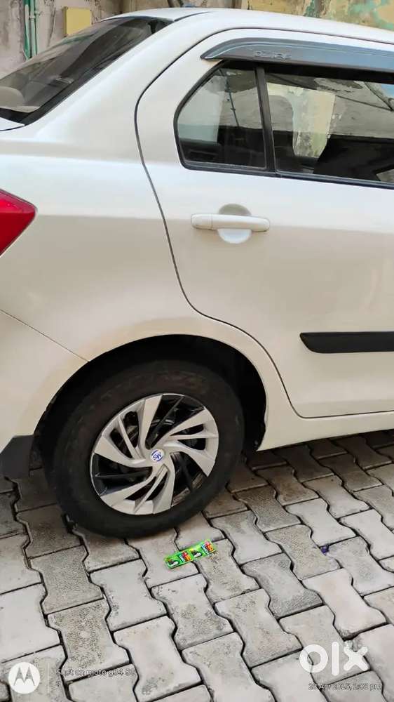 Maruti Suzuki Dzire 2017 Cng & Hybrids 85000 Km Driven