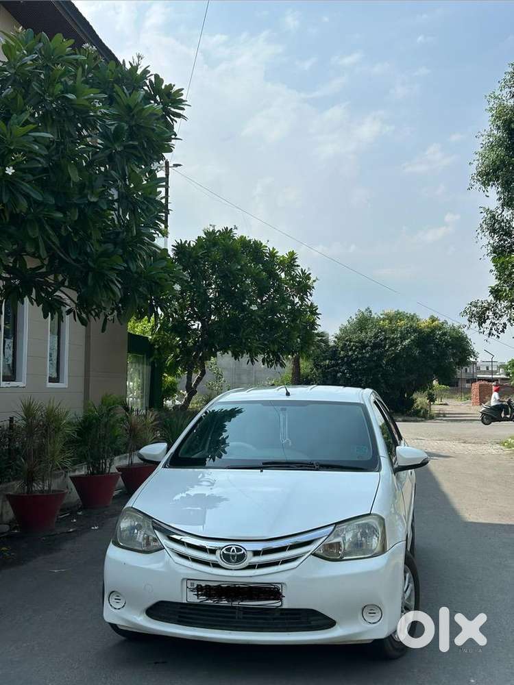 Toyota Etios 2013 Diesel Well Maintained