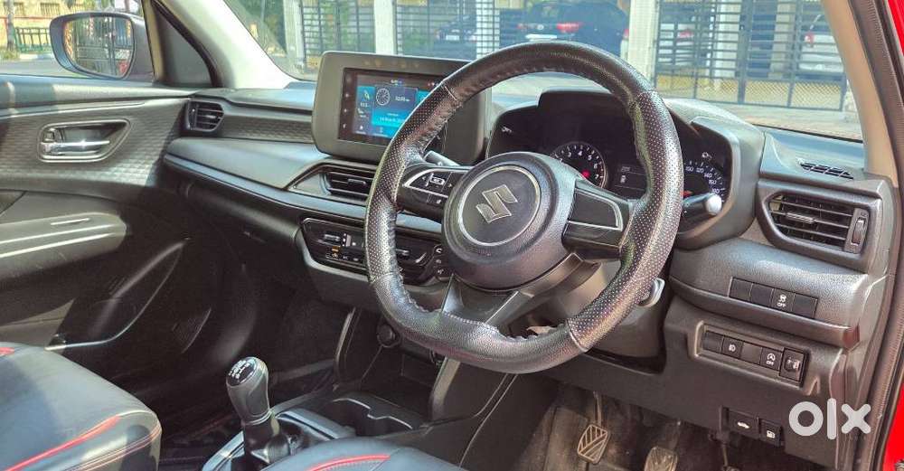 Maruti Suzuki Swift 1.2 Vxi (o), 2024, Petrol