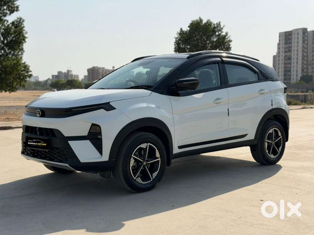 Tata Nexon Creative Plus 1.2 Revotron Petrol 7dca, 2025, Petrol