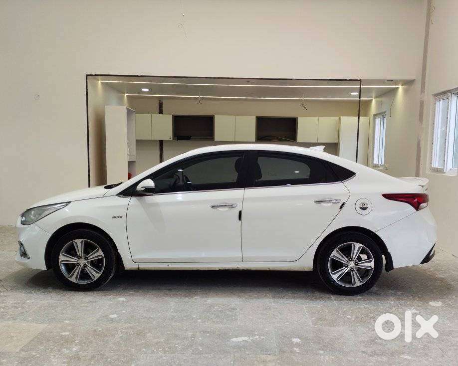 Hyundai Verna 1.6 Sx (o) Vtvt, 2019, Petrol
