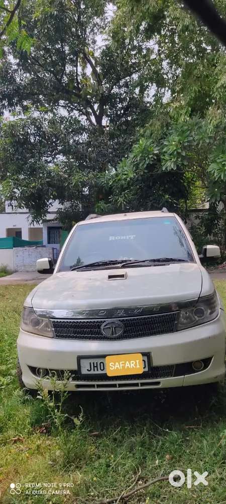 Tata Safari Storme 2013