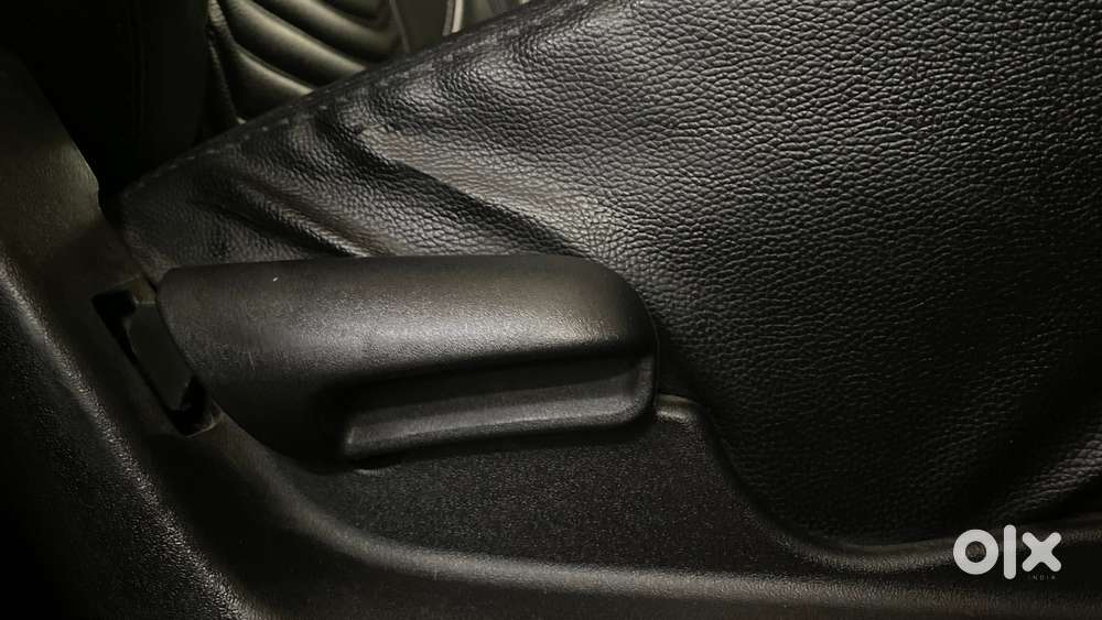 Maruti Suzuki Vitara Brezza 1.5 Lxi, 2020, Petrol