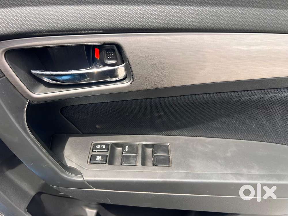 Maruti Suzuki Vitara Brezza Zdi Plus, 2018, Diesel
