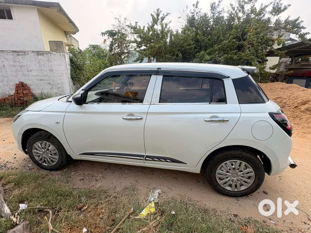 Maruti Swift Petrol 2025