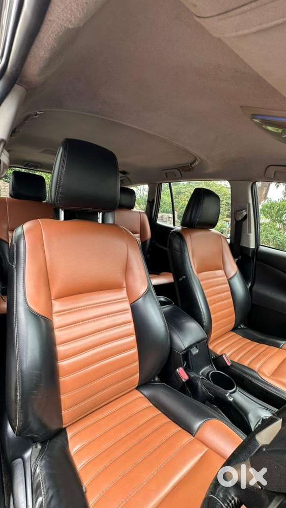Innova Crysta 2.4  V