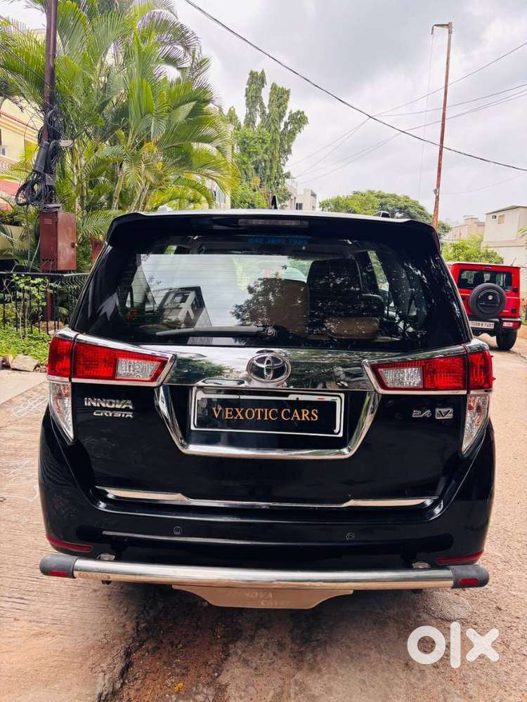 Toyota Innova Crysta 2.4 V, 2017, Diesel