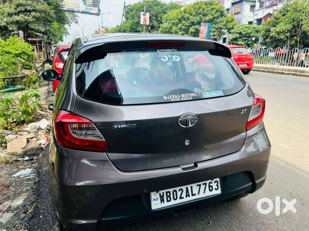 Tata Tiago 1.2 Revotron Xt (o), 2017, Petrol
