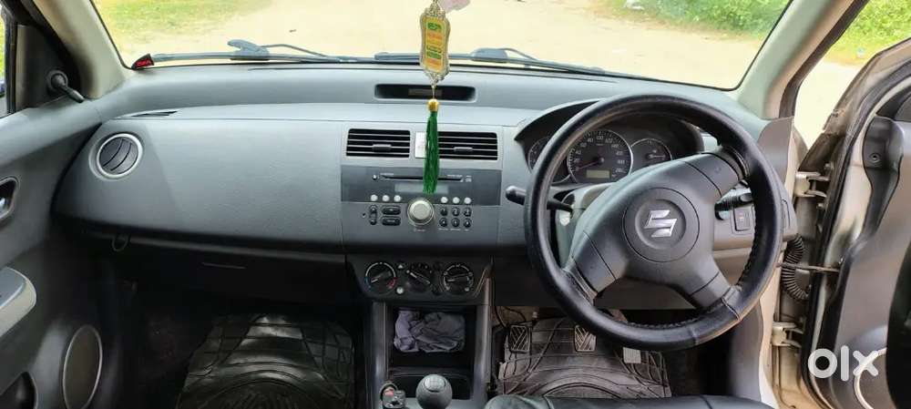 Maruti Suzuki Dzire 2010