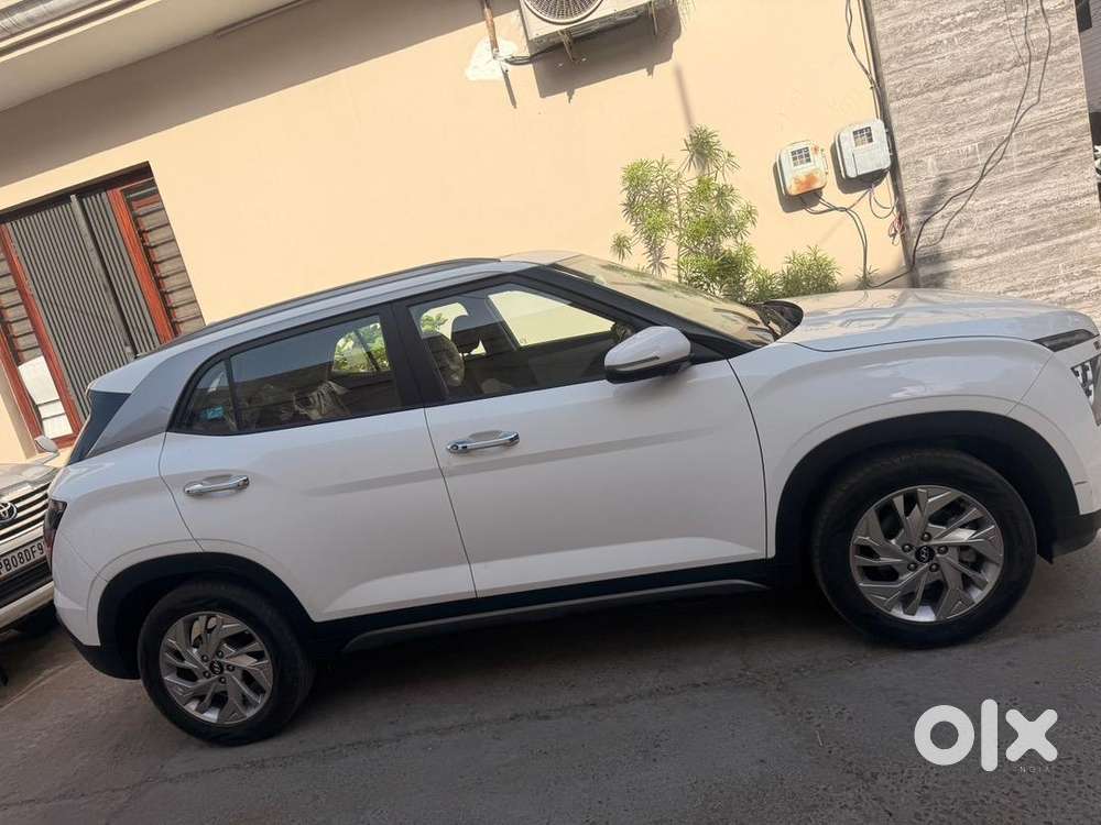 Hyundai Petrol Manual 2023