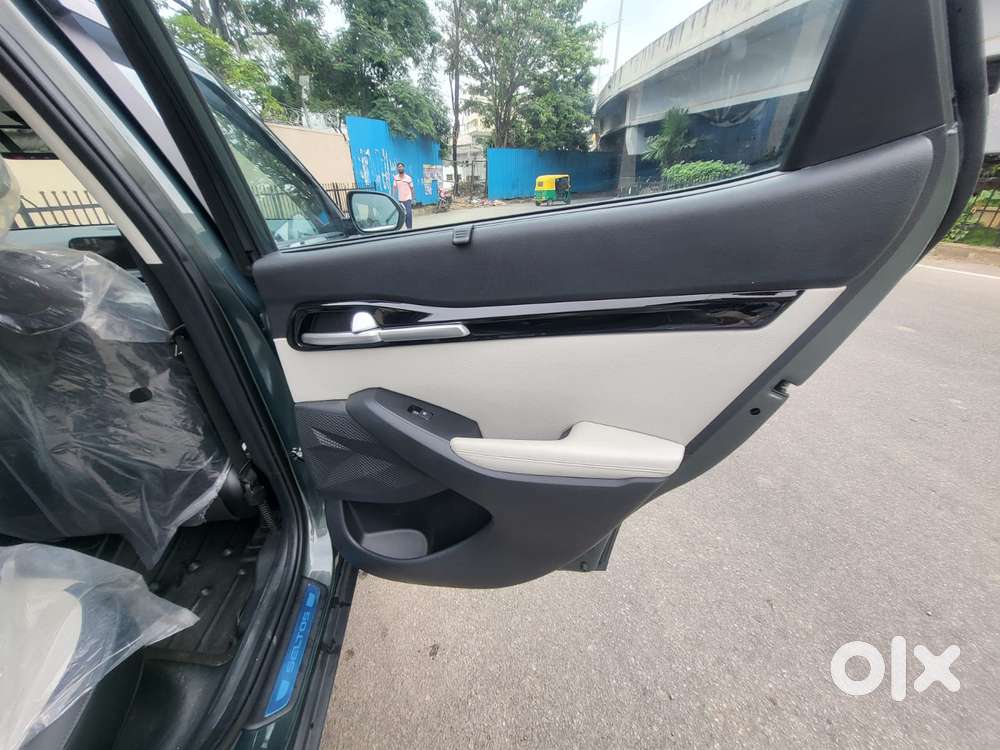 Kia Seltos Htx G, 2024, Petrol