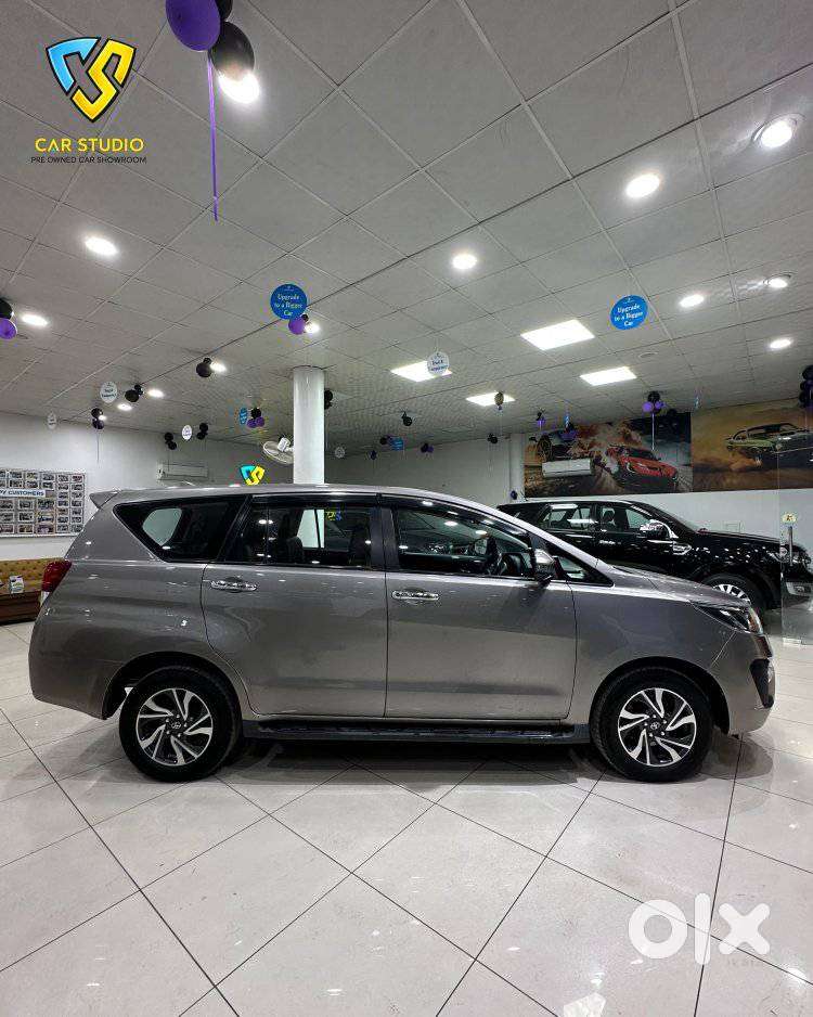 Toyota Innova Crysta 2.4 G Mt, 2021, Diesel