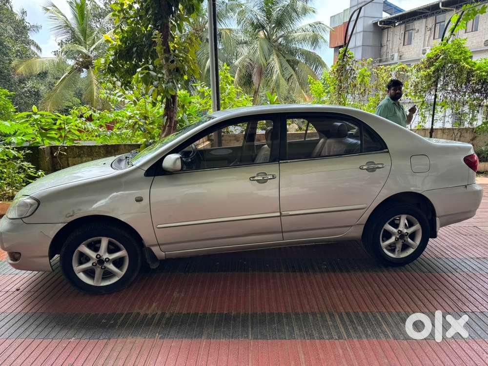 Toyota Corolla Petrol 2006 Year
