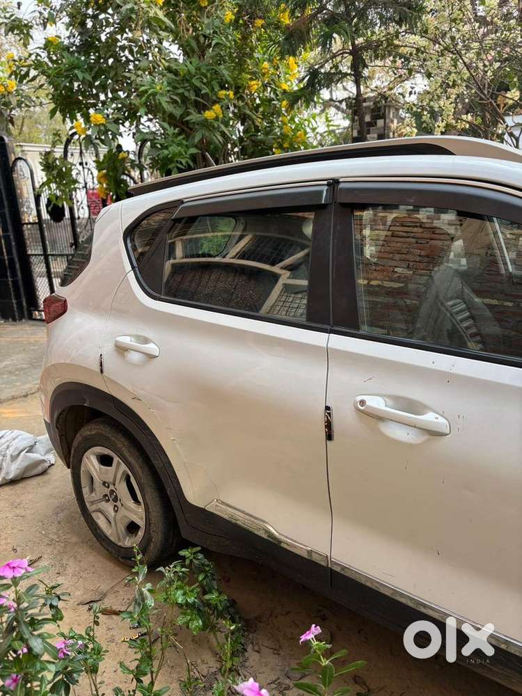 Kia Sonet 2023 Petrol Good Condition