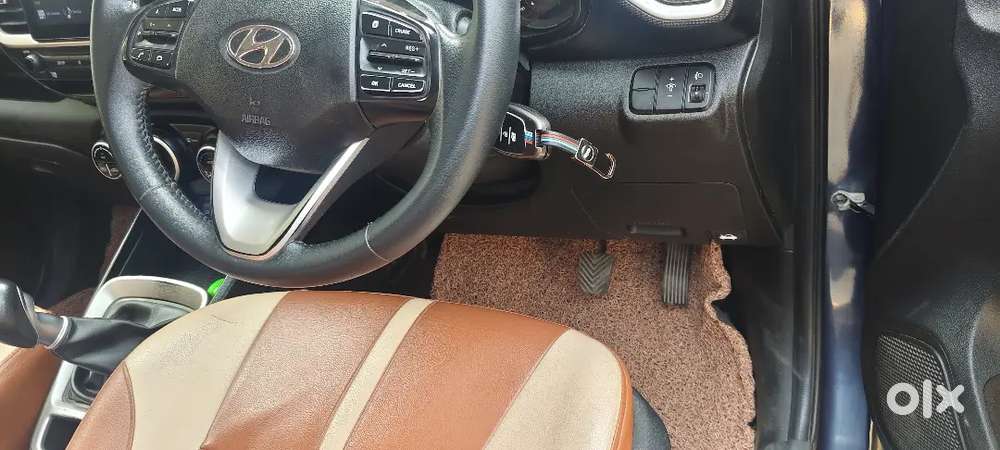 Hyundai Venue 2022 Petrol 97158 Km Driven