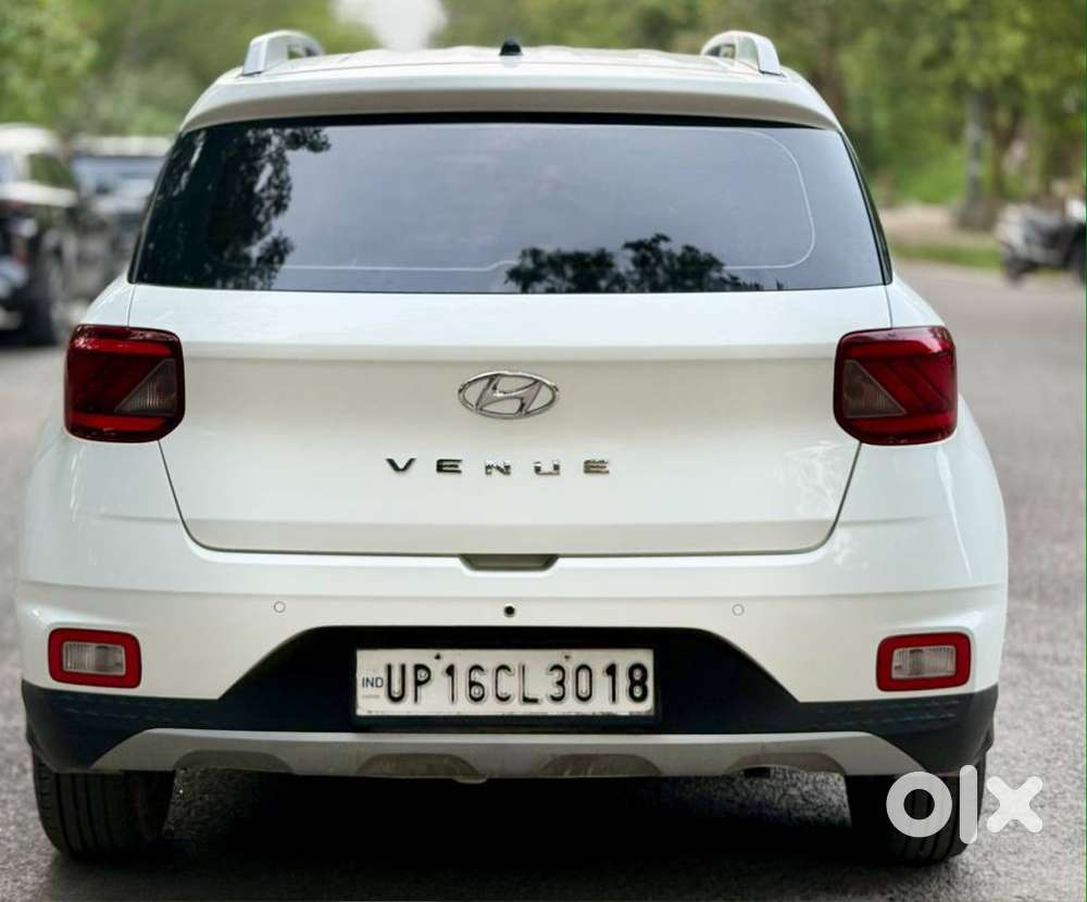 Hyundai Venue 1.2 S (o), 2019, Cng & Hybrids