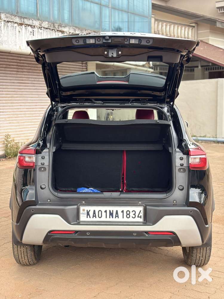 Nissan Magnite Xv Turbo, 2026, Petrol