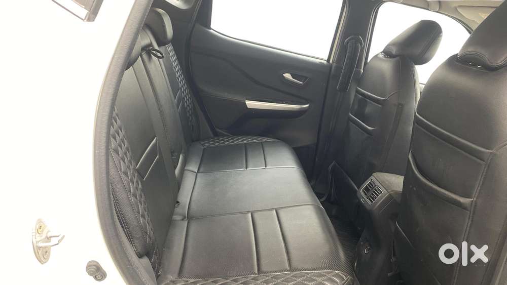 Nissan Magnite 1.0 Xv Premium Turbo (o) Dual Tone, 2022, Petrol