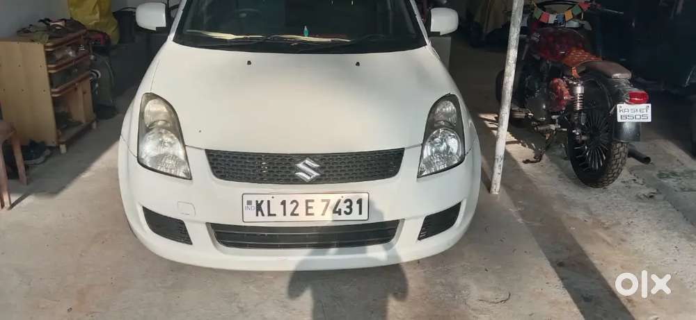 Maruti Suzuki Swift 2010 Petrol Manual