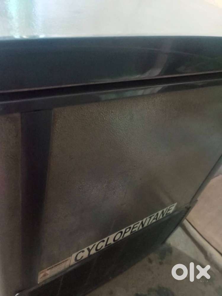 Deep freezer
