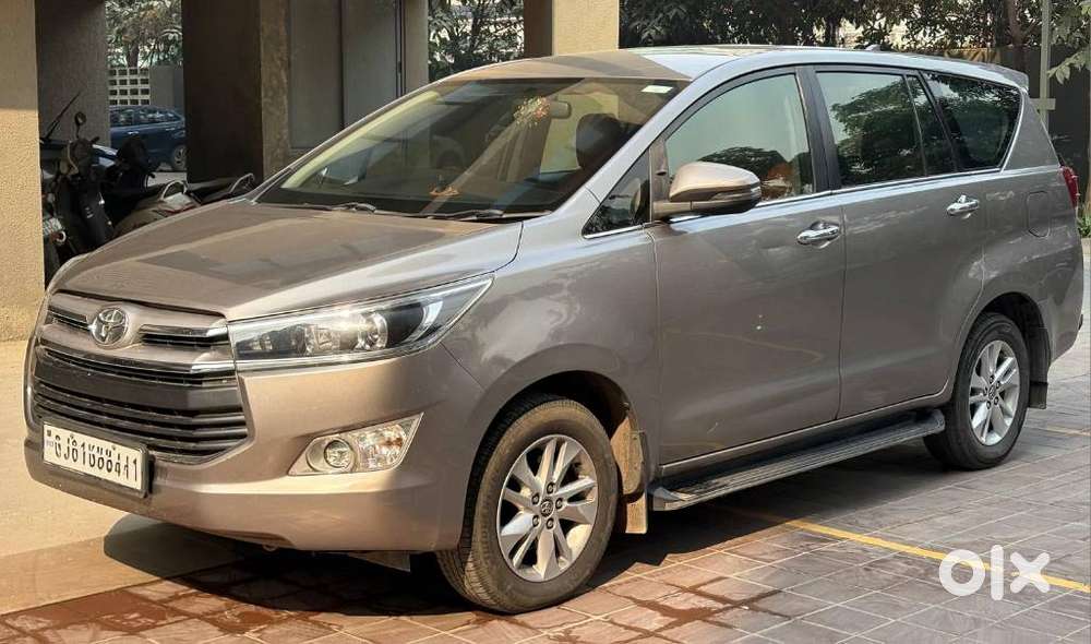 Toyota Innova Crysta