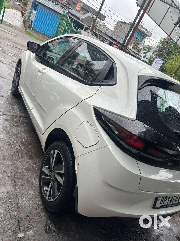Tata Altroz Petrol Xza 2023