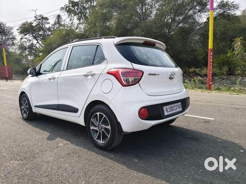 Hyundai Grand I10 Sportz (o) 1.2 At Vtvt, 2018, Petrol