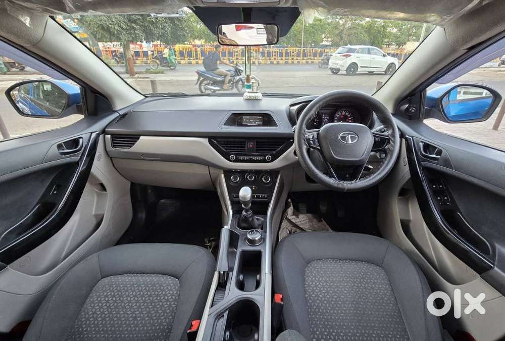 Tata Nexon 1.2 Revotron Xm (s), 2019, Petrol