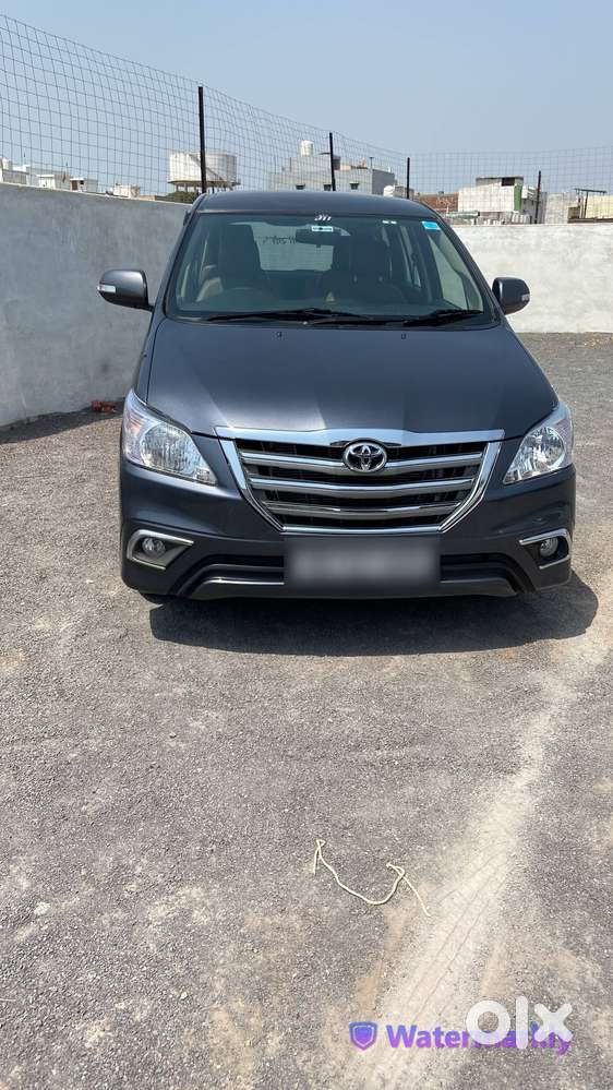 Toyota Innova Top Model - Fully Maintained
