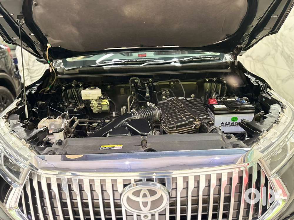 Toyota Innova Hycross 2.0 Vx Hybrid 7 Str, 2025, Petrol