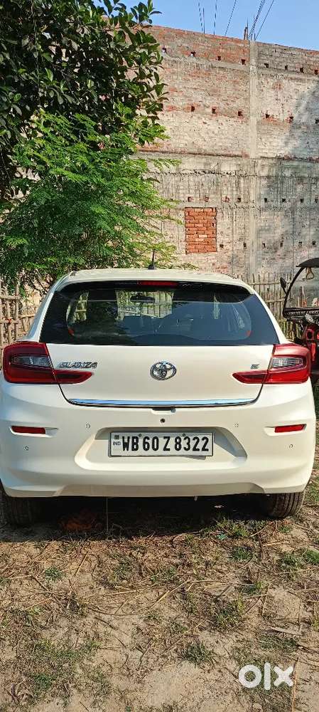 Raiganj Number Wb60z8322 Toyota Glanza 2023 Petrol Good Condition