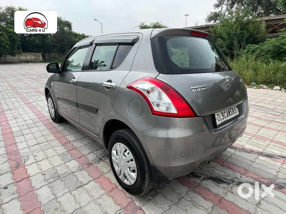 Maruti Suzuki Swift Lxi Optional-o, 2017, Petrol