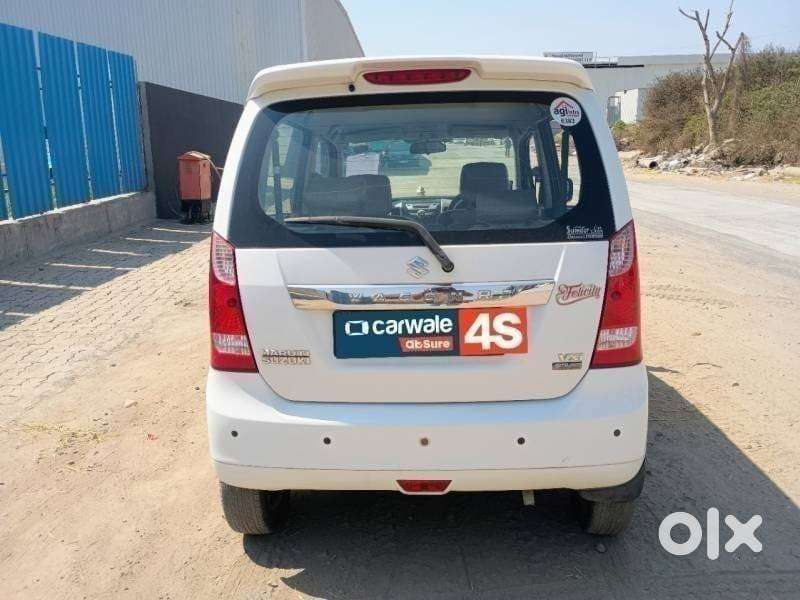Maruti Suzuki Wagon R 1.0 Vxi Amt, 2017