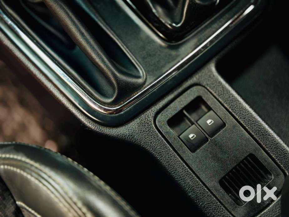 Mahindra Thar Lx P At 4wd 4s Ht, 2021, Petrol