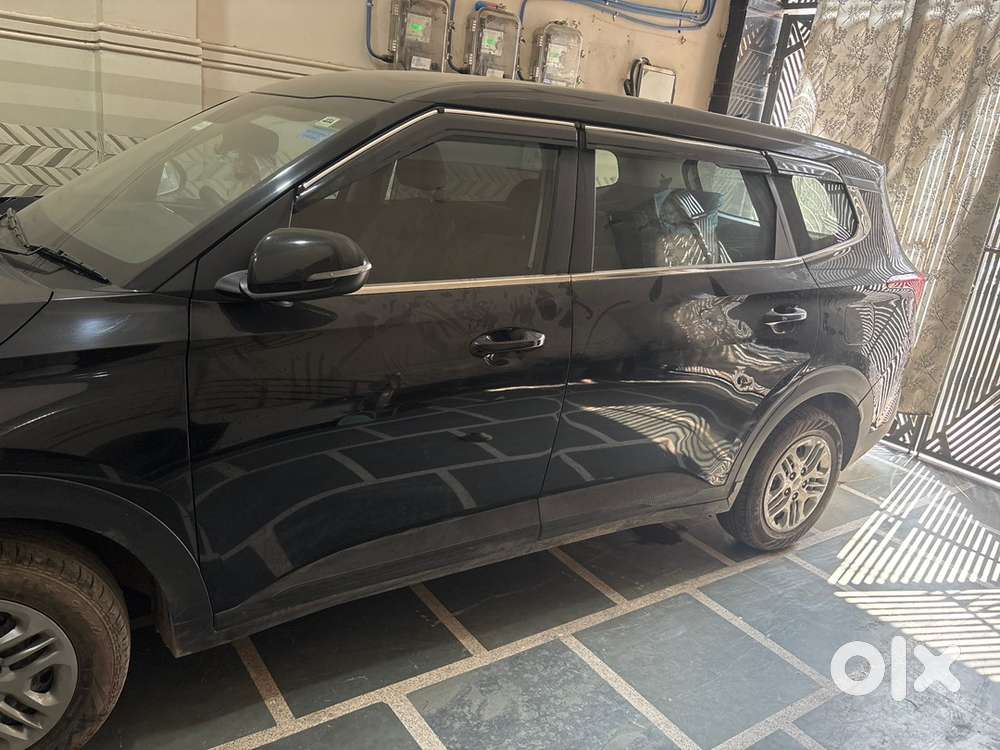 Kia Carens Petrol Manual 2025
