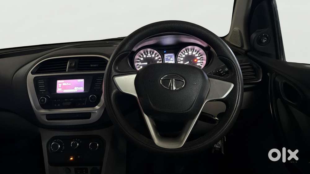 Tata Tiago 1.2 Revotron Xt, 2016, Petrol