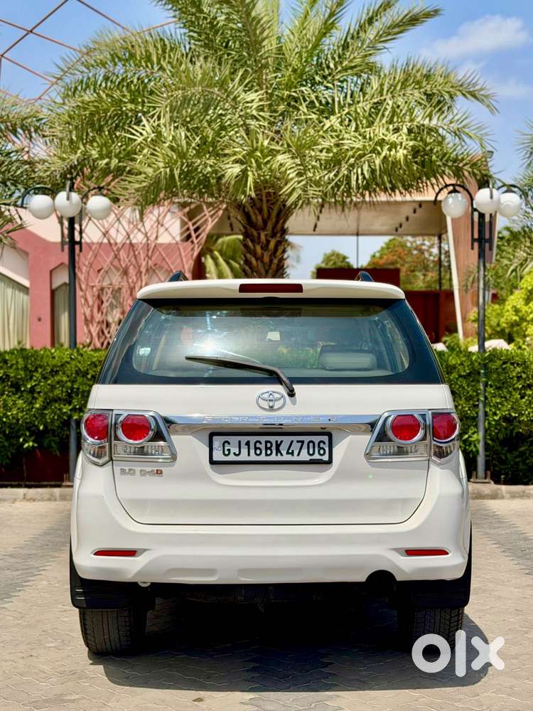 Toyota Fortuner 4x2 At, 2015, Diesel