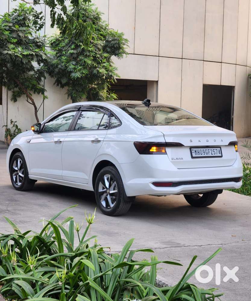 Skoda Slavia Ambition 1.0l Tsi Mt, 2023, Petrol