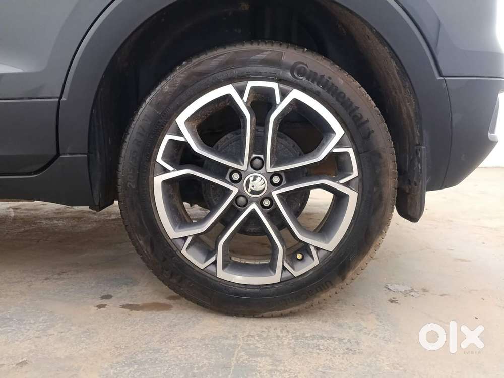 Skoda Kushaq Ambition 1.0l Tsi Mt, 2023, Petrol