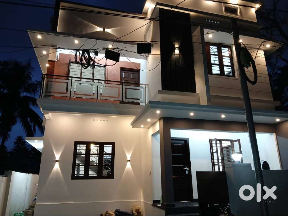 3 Bedroom House for Sale. Near SN Jn, Panagad, Kochi