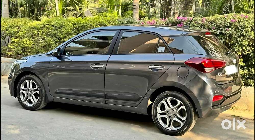 Hyundai I20 Asta (o) 1.2 Mt, 2020, Petrol