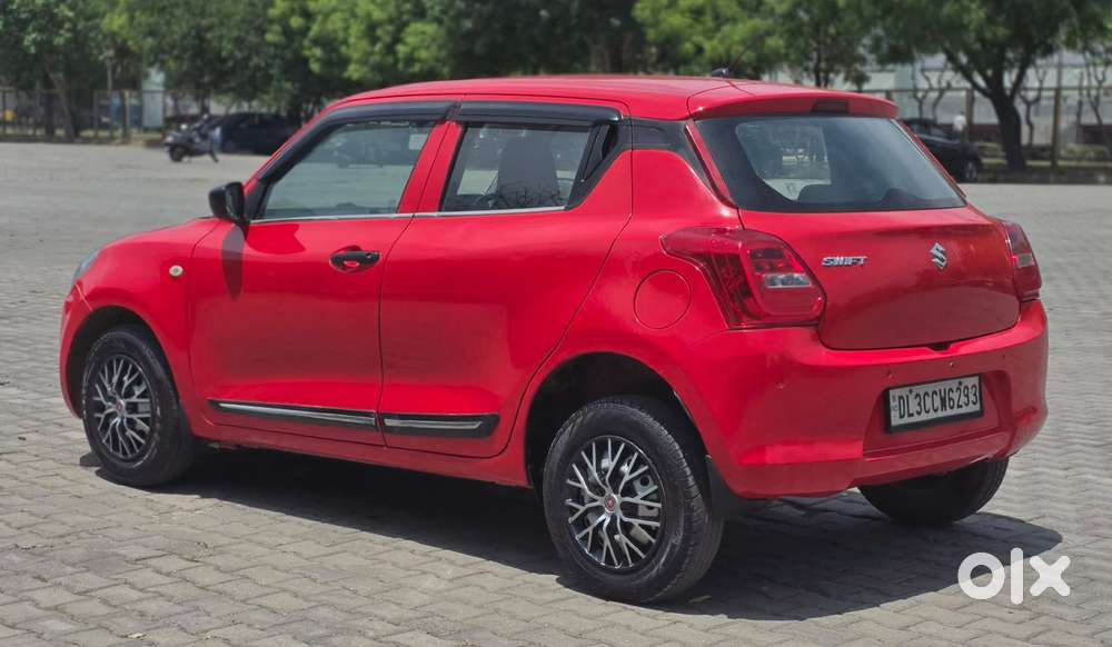Maruti Suzuki Swift Vvt Lxi, 2022, Petrol