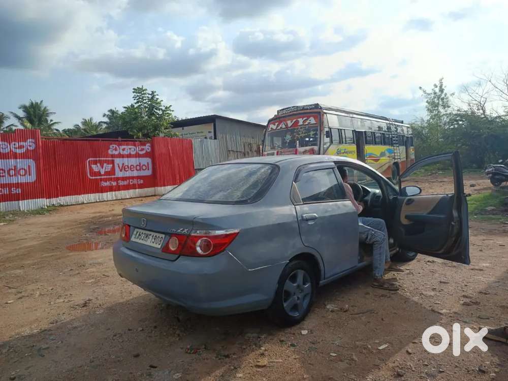 Honda City Zx 2006 Petrol 160000 Km Driven 120000
