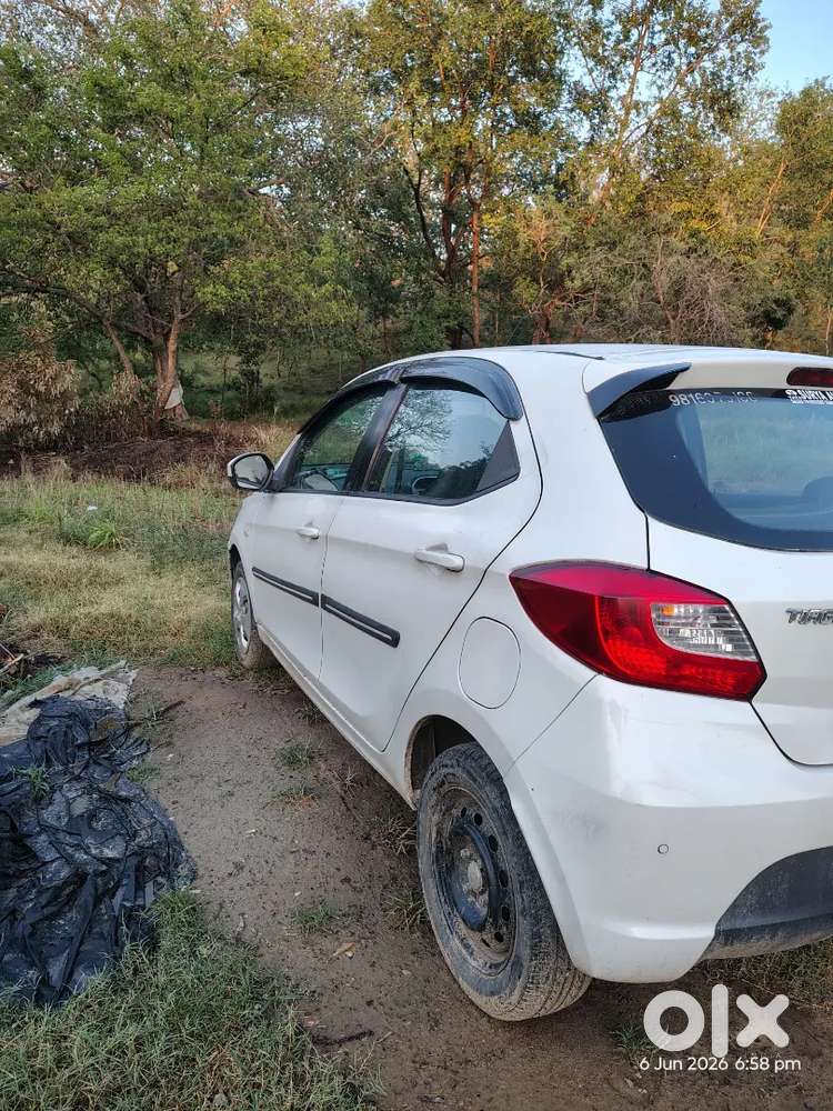 Tata Tiago 1.2 Revotron Xt 2016